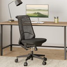 肩と腰が限界になる前に。デスクチェアを変えたら、作業の「しんどさ」が先に減った