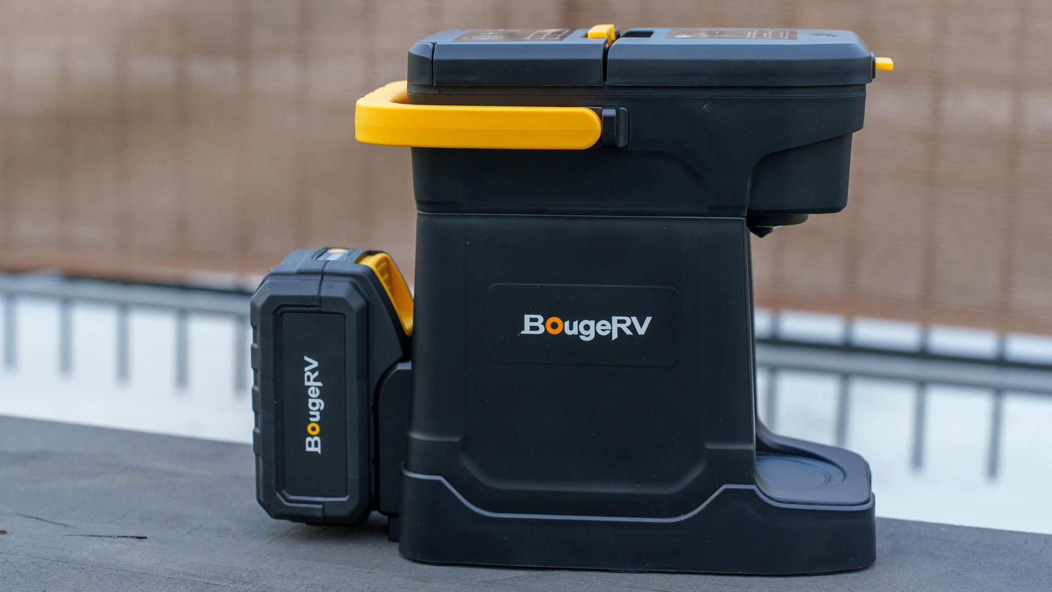 ケトルもバーナーも不要！めんどうゼロで、「旅先のコーヒー」がここ