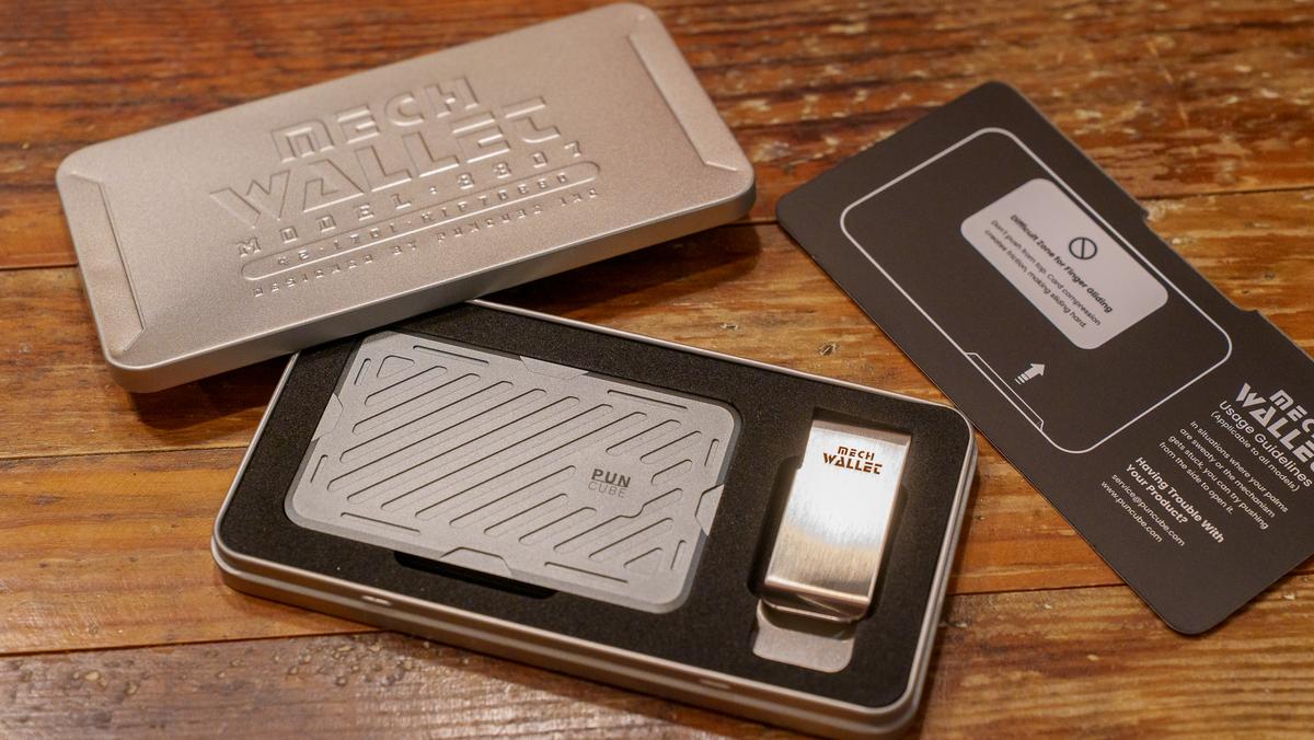ミニ財布に“フィジェットトイ感”を。「Mech Wallet」のスライドが想像 
