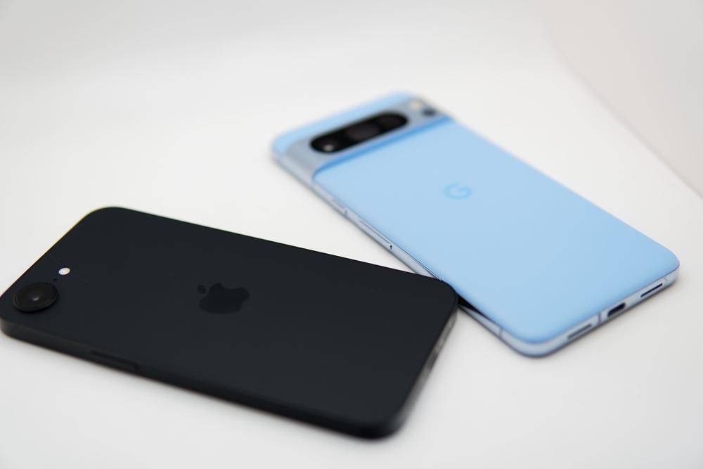 僕のPixel 7にアプデが来ないんだけど…。その答え、Googleのサポートが