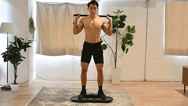 部屋がジムに早変わり！1台200種超のメニューで飽きない省スペース筋