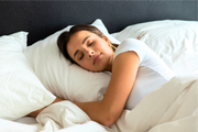 「なんだか不調」にサヨナラ。体が劇的に軽くなる6つの睡眠基本ハック
