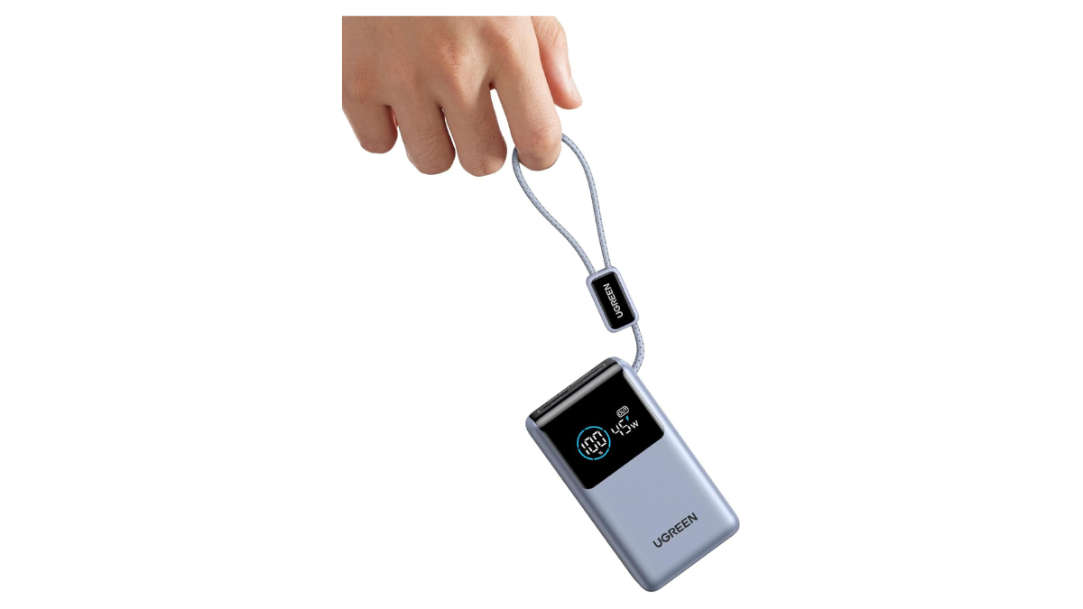 UGREENの極小バッテリーがセール価格に。ケーブル内蔵×PD45W×10000mAhでこれ1台