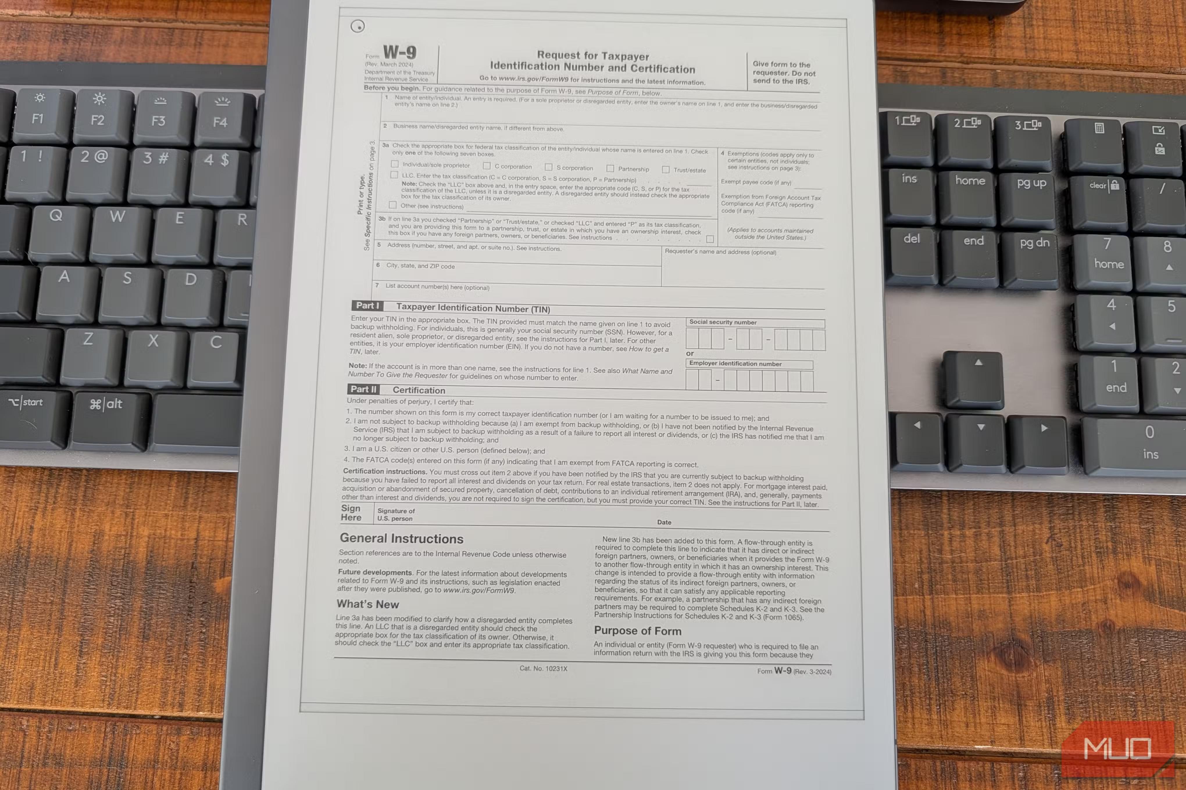 8万円超えの「電子ノート」はアリかナシか。reMarkable 2はiPadより紙