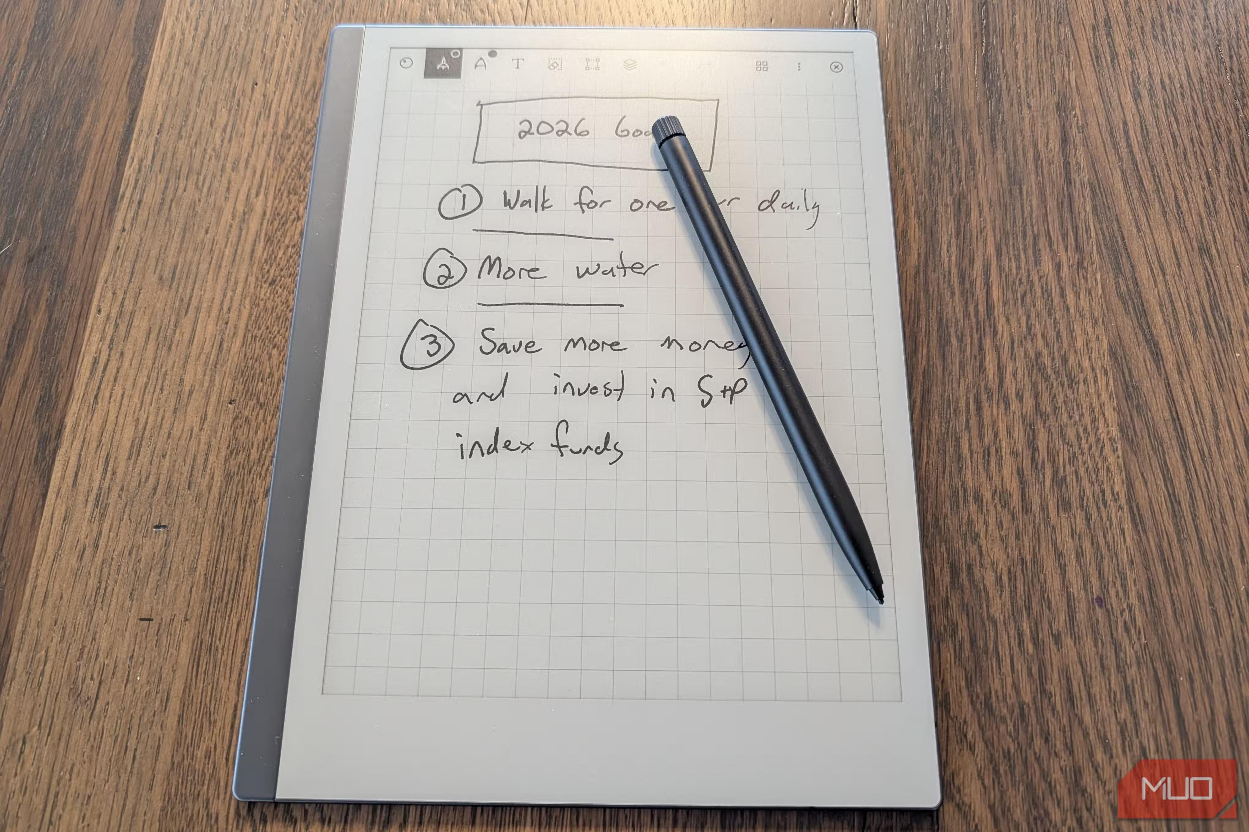 8万円超えの「電子ノート」はアリかナシか。reMarkable 2はiPadより紙