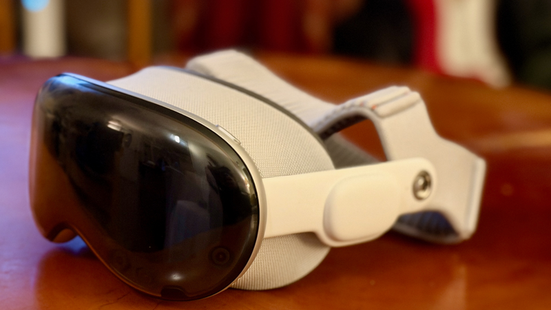 初登場から2年、Apple Vision Proは値段に見合う価値はあったのか