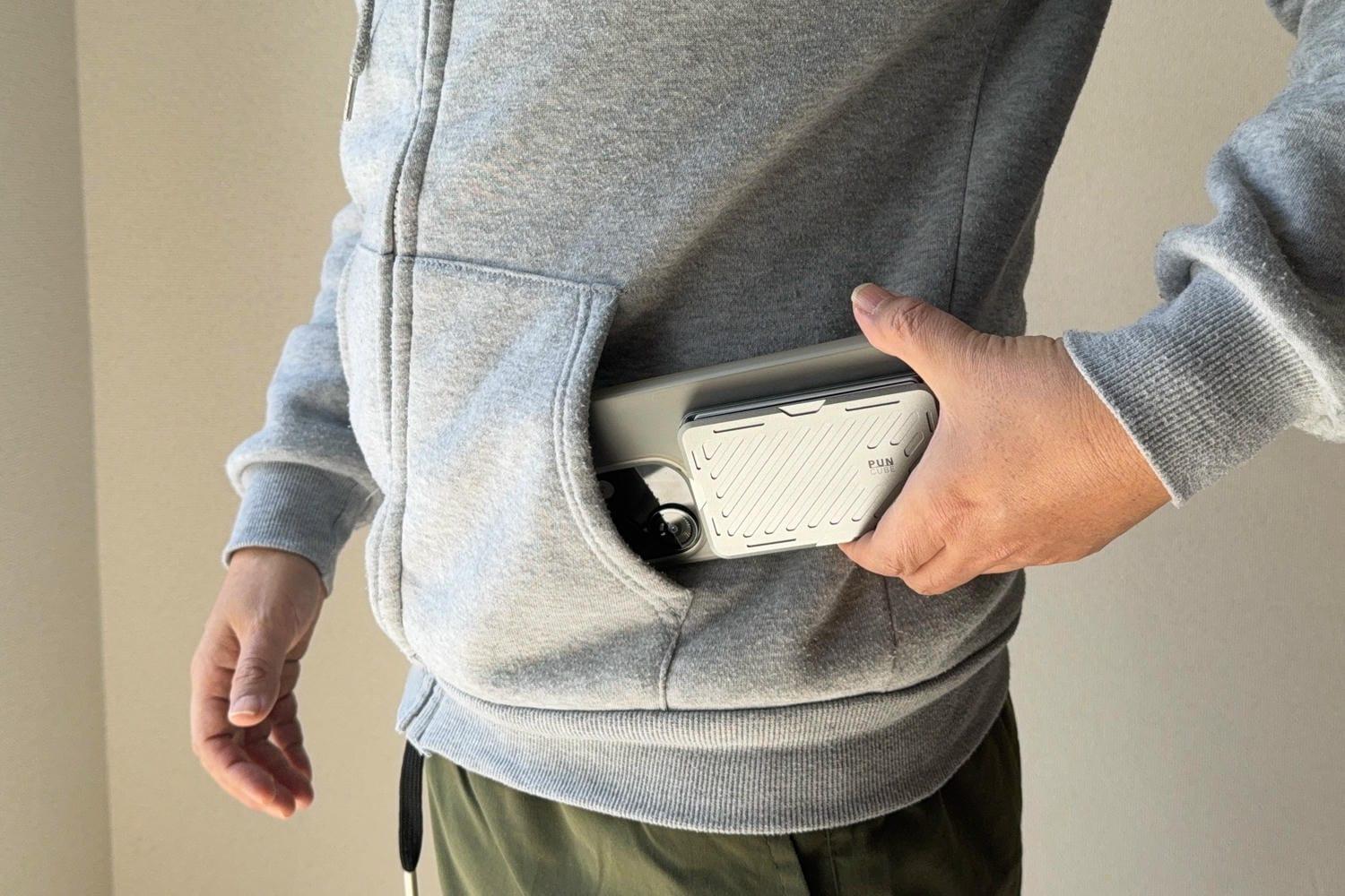 厚さ0.8cm、52gのアルミ財布で手ぶら外出が日常になった | ライフ