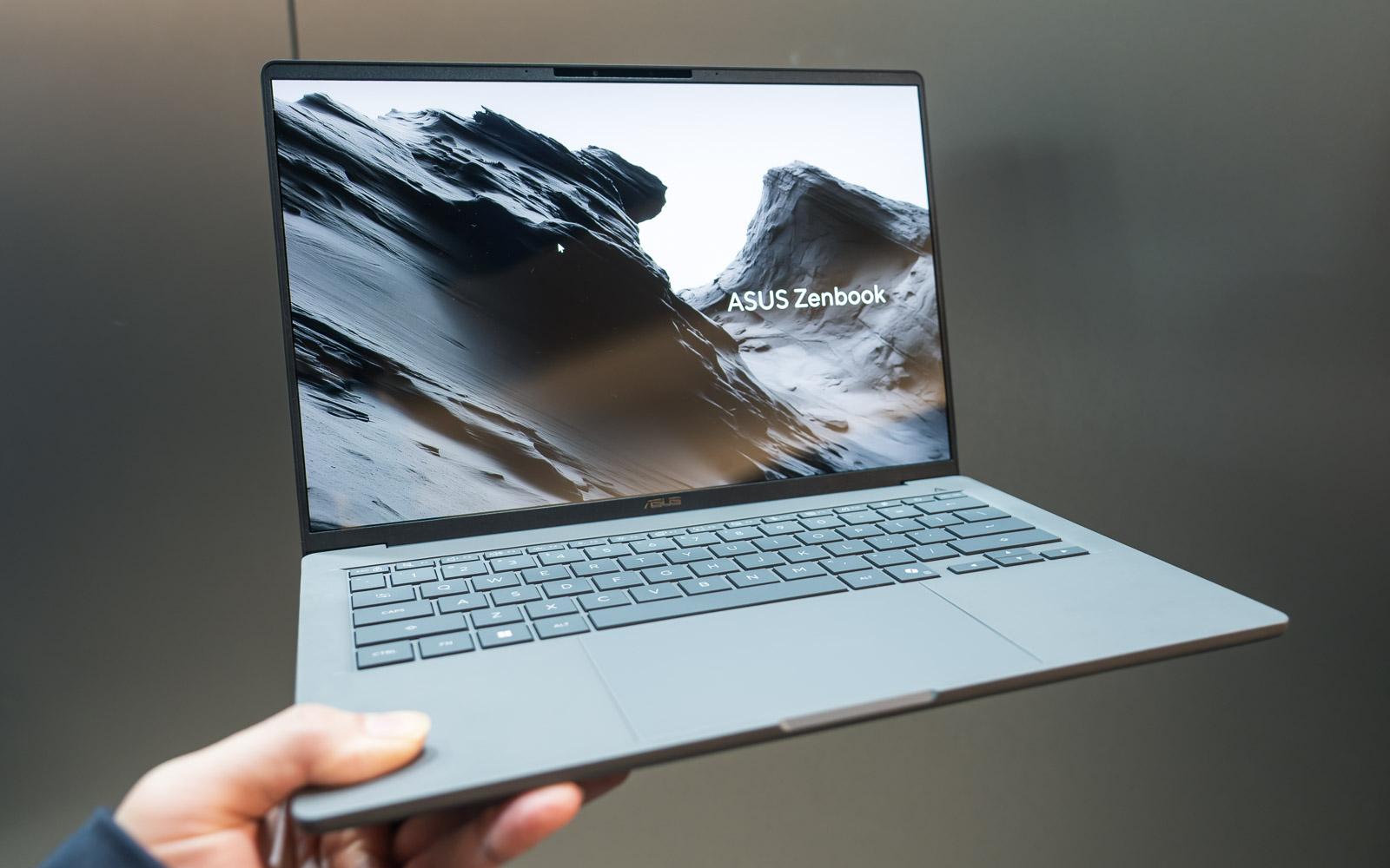 ASUS新型ノートPC「Zenbook SORA」第2世代が3月発売。軽量AI PCで