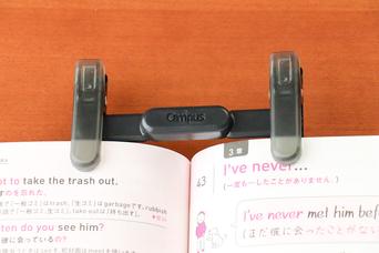 厚さ22mmも余裕。コクヨの「ペン型クリップ」が片手をふさぐ非効率を終わらせにきた