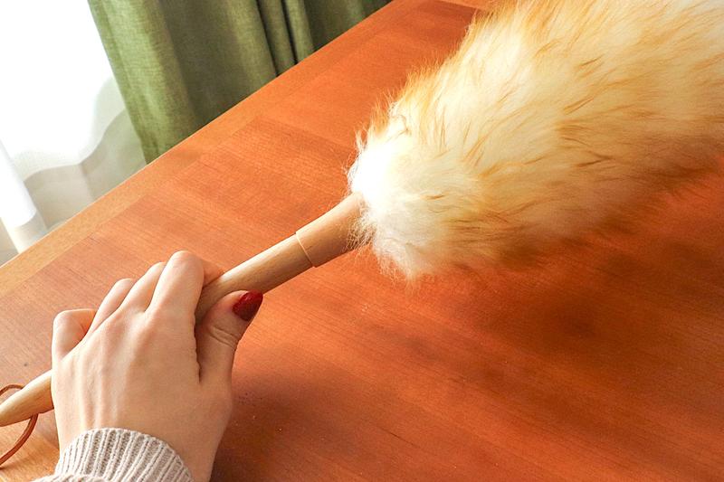シンプルだから掃除が続く。メリノウール製のハンディモップで、こまめ 