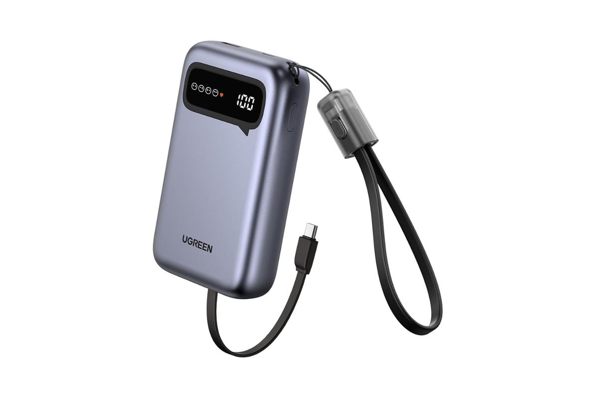 UGREENの「ケーブル忘れない＆充電待たせない」1台完結バッテリー