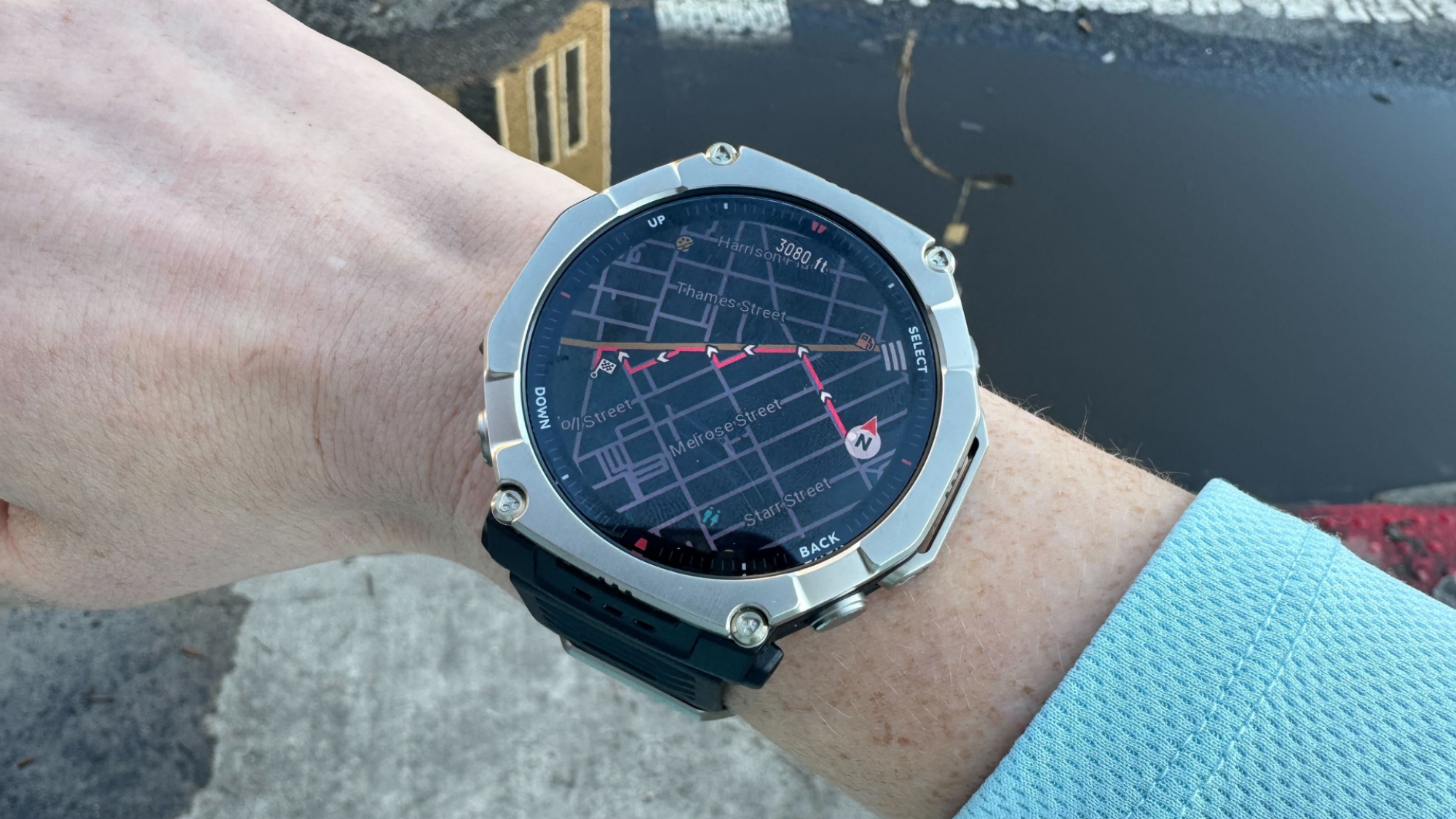充電器の出番は月1回。最大30日のスタミナと「6つの新機能」を宿した