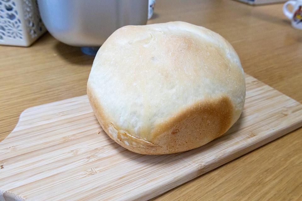 ホームベーカリーで焼いたパン