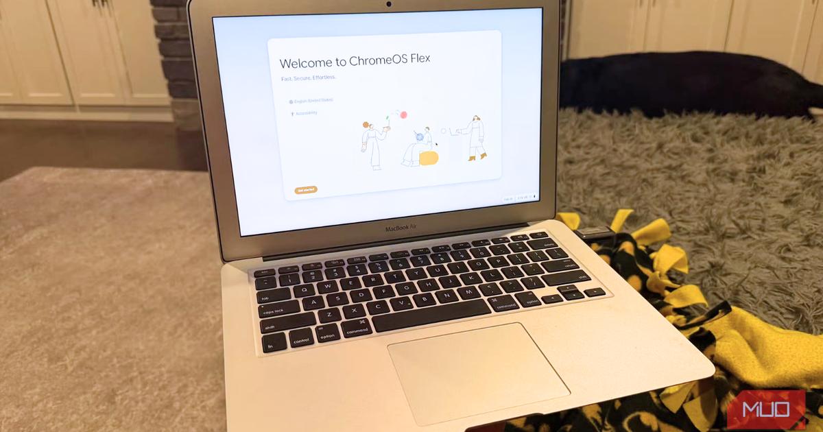 古いPCが30分で復活！9年前のMacBook AirにChrome OS Flexを入れて使っ