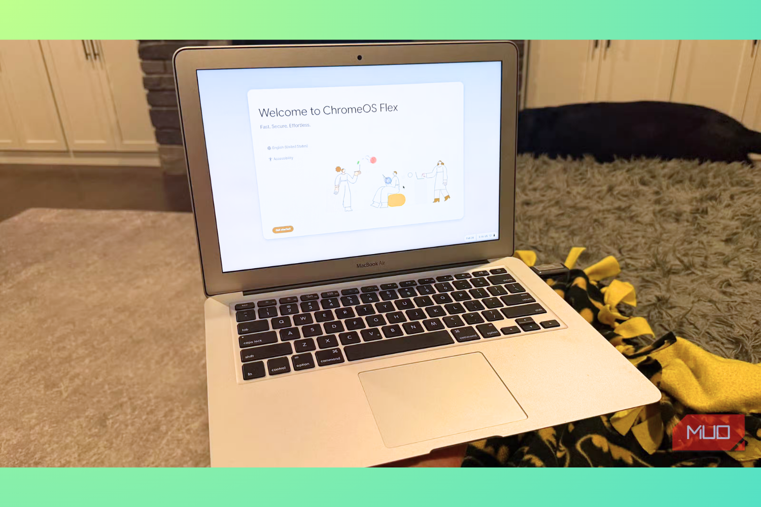 古いPCが30分で復活！9年前のMacBook AirにChrome OS Flexを入れて使っ