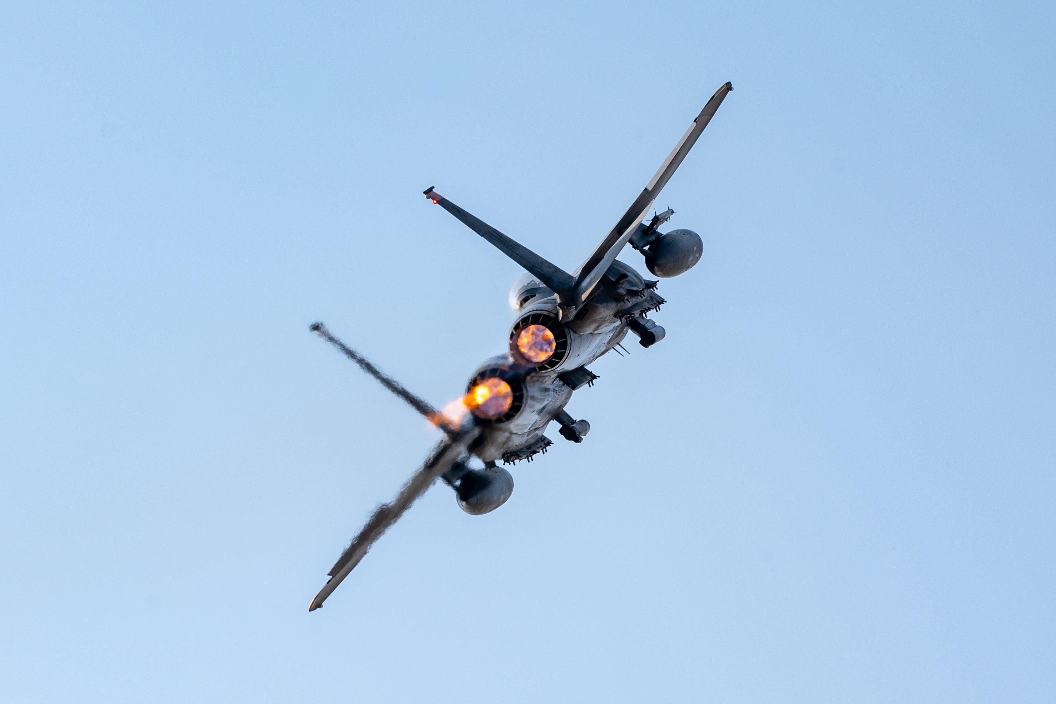 イラン戦争に派遣された世界最速の戦闘機「F-15Eストライク・イーグル