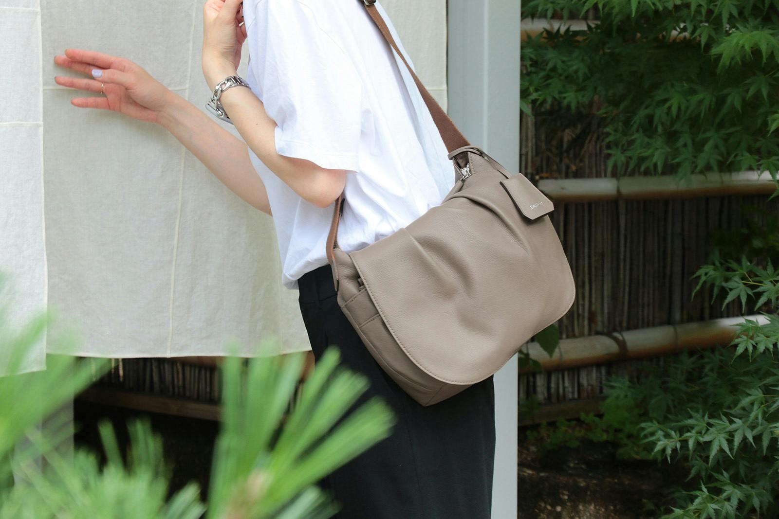 専用★マックスマーラー★ショルダーA4 Max Mara（マックスマーラ） ショルダーバッグ CROSSY Shoulder Bag