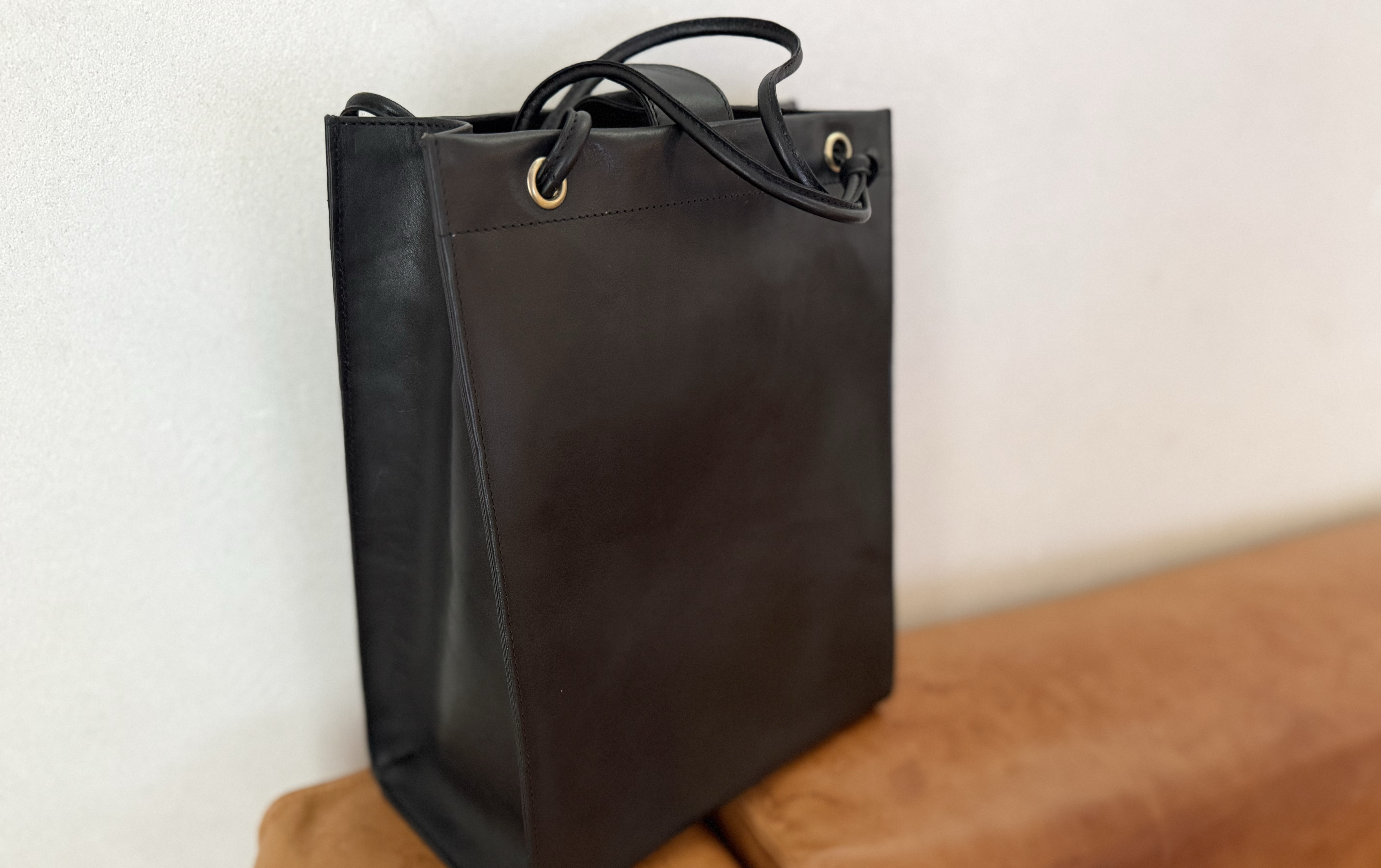 CTHYドレープレザートートバッグ THE CASE まとめ ブラック A4 撥水 牛革 縦型 トートバッグL | NC factory | Japan Leather Item