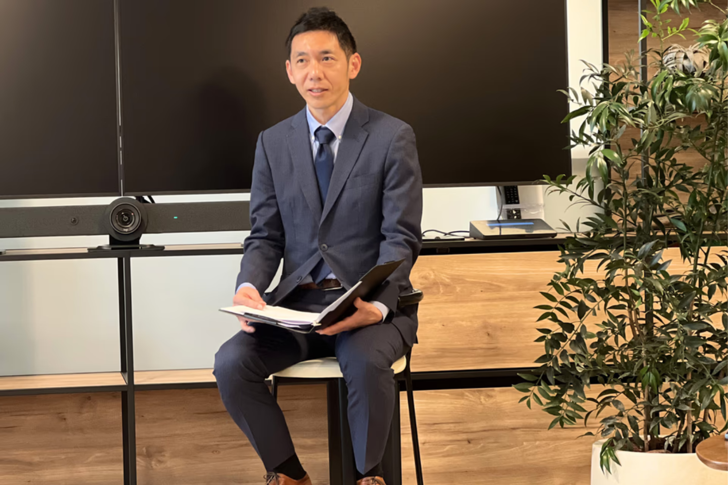 未成年のChatGPT利用をどう守る？ OpenAIの新指針と早大教授が語る