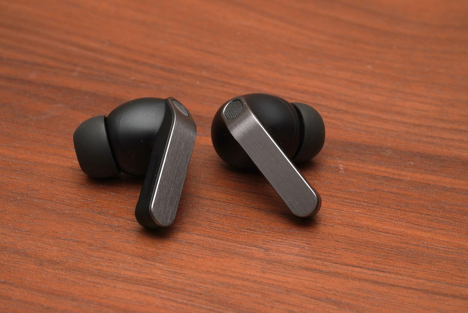 なぜサムスン「Galaxy Buds」はスマホの影に隠れるのか？「AirPods Pro