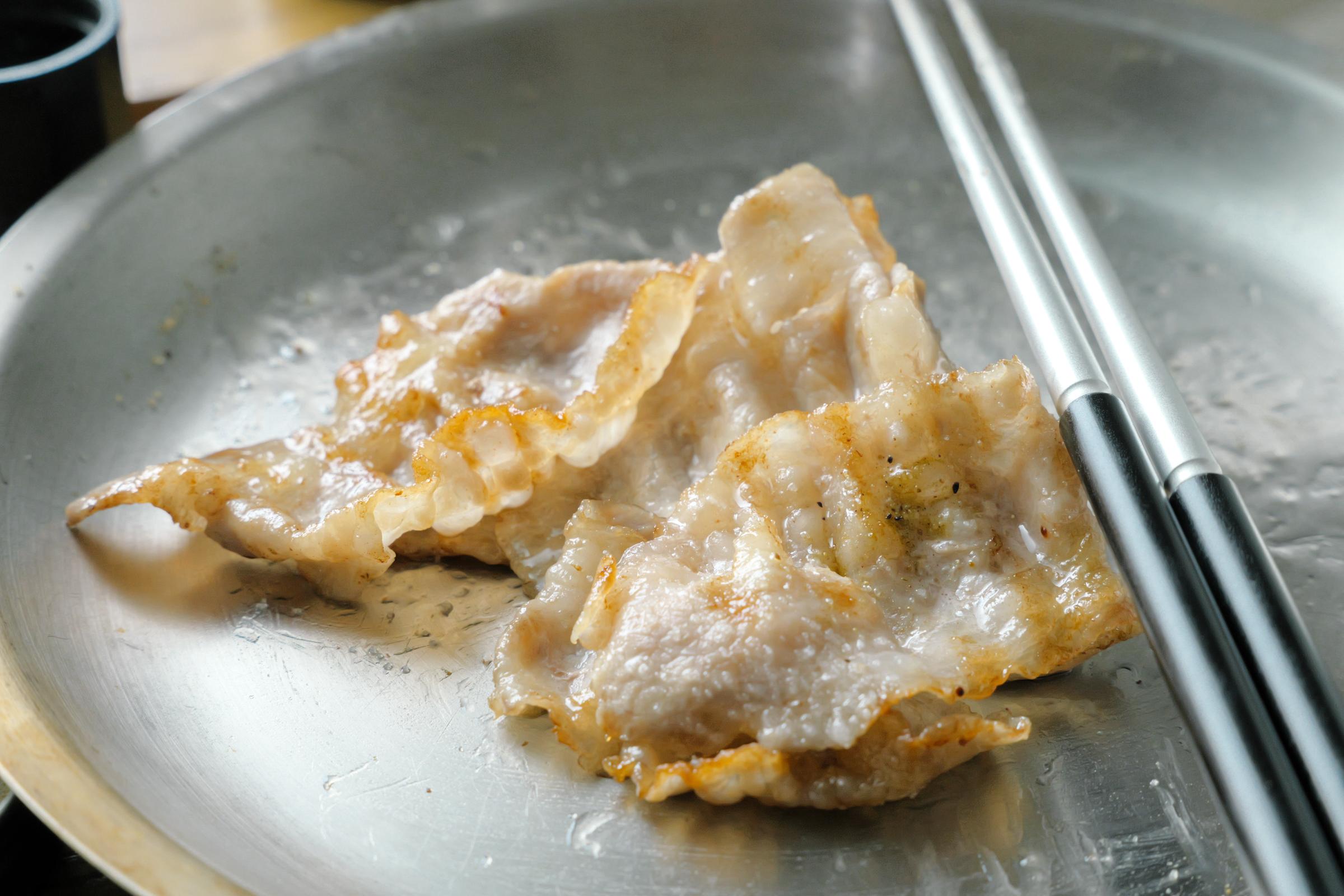 ホットプレートはもう卒業かも。煙を気にせず焼ける卓上グリルが快適