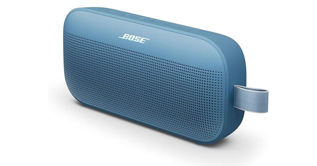 手のひらサイズでも音は最高。落としても、水に浮いても鳴り続けるBose