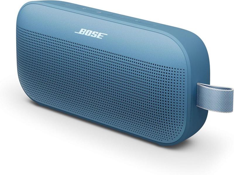 手のひらサイズでも音は最高。落としても、水に浮いても鳴り続けるBose 
