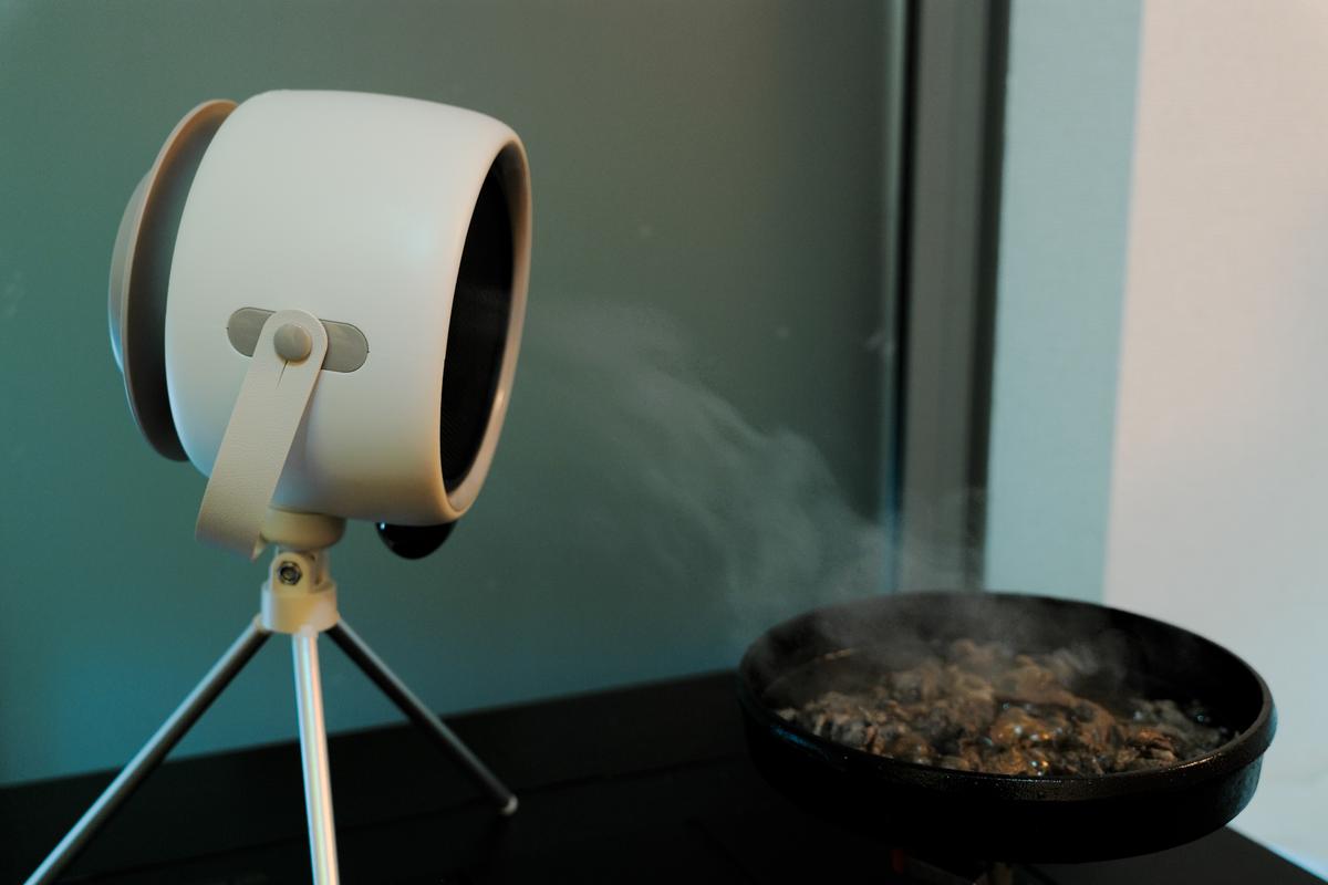 おうち焼肉のマストアイテムかも。煙・油・ニオイを卓上換気扇で対策してみた