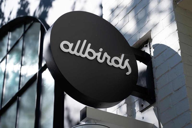 米カリフォルニア州ウォルナットクリークにあるオールバーズ(Allbirds)店舗にて。