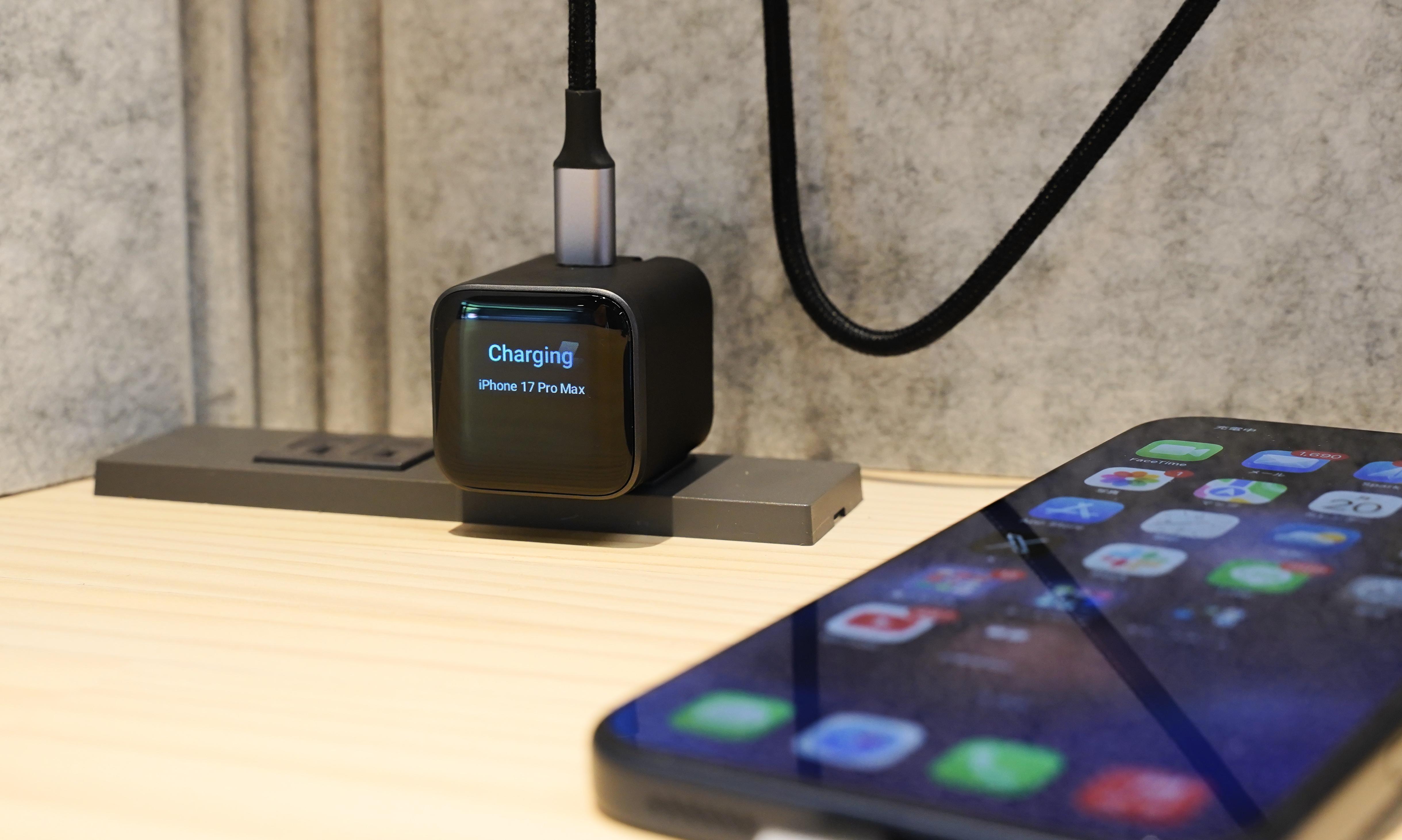 Ankerの最新「見える」充電器。抜群のマネジメント力で2大ストレスを