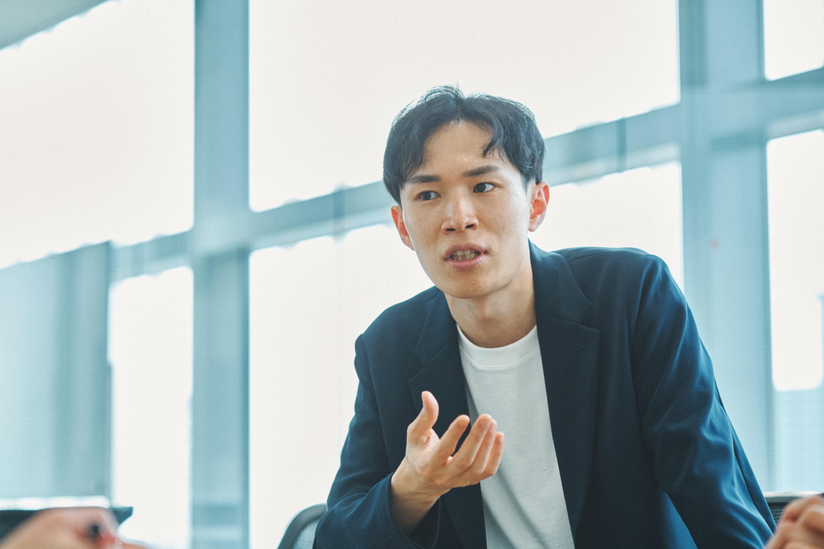 新帝王学　トップマネジメント　カリスマ性　ベンチャー 出向して見えたプロダクトとソリューションの距離 電通ベンチャーズが
