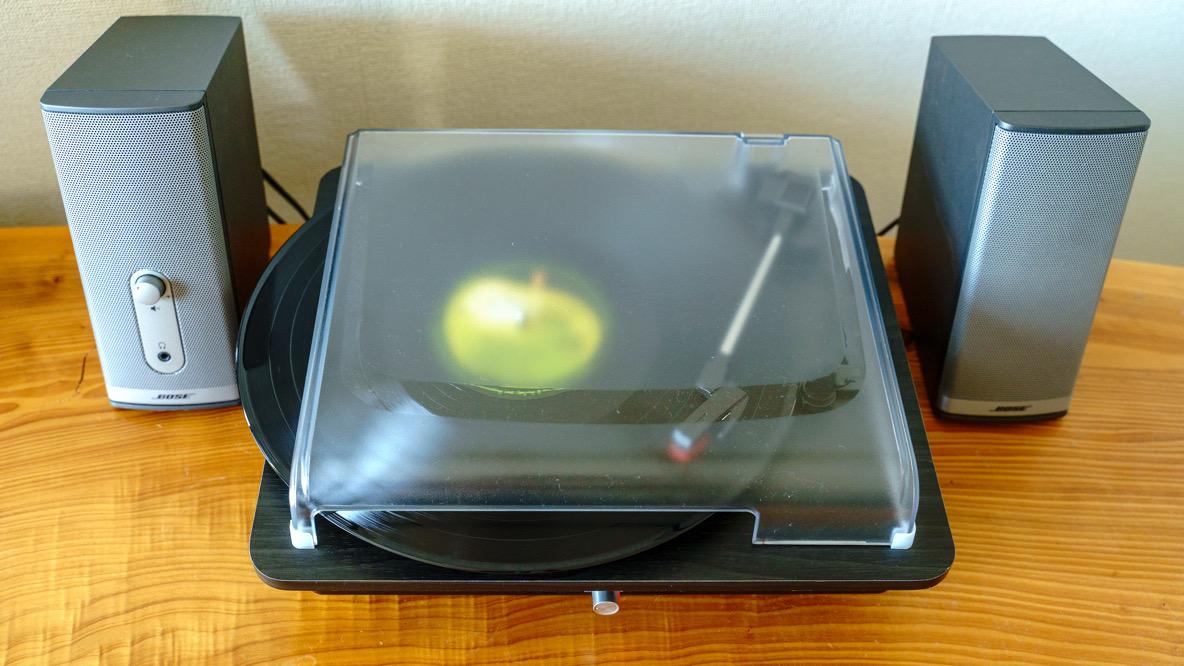 TRIO レコードスピーカー おもちゃだと思ってごめん。3COINSのレコードプレーヤー、鳴らした瞬間