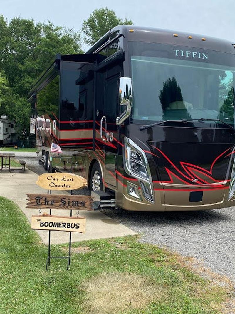 Romano and Linda Sims' RV