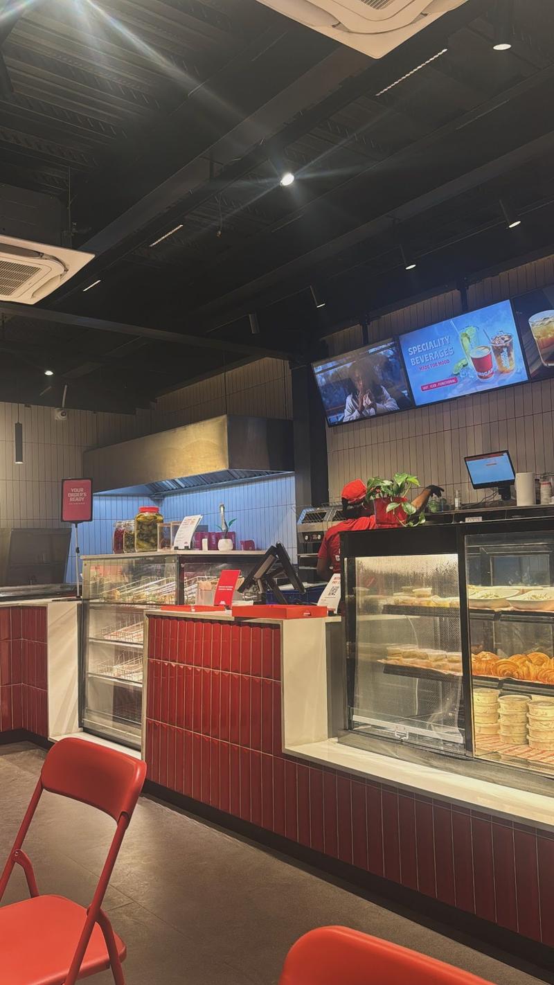 アメリカのカフェをイメージしたBagel Brigade。