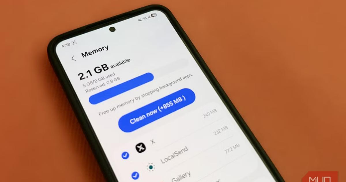 スマホのもっさり感は寿命じゃない。Androidの動作とバッテリーを同時に改善する設定 | ライフハッカー・ジャパン