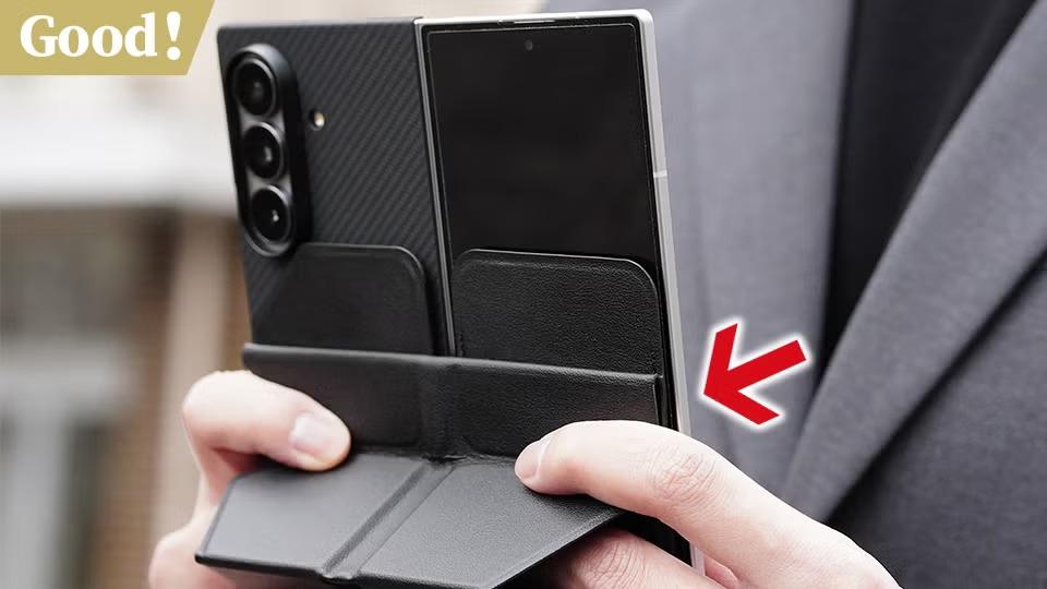 スッと開けば、使い勝手がアップグレード！折りたたみスマホのための新