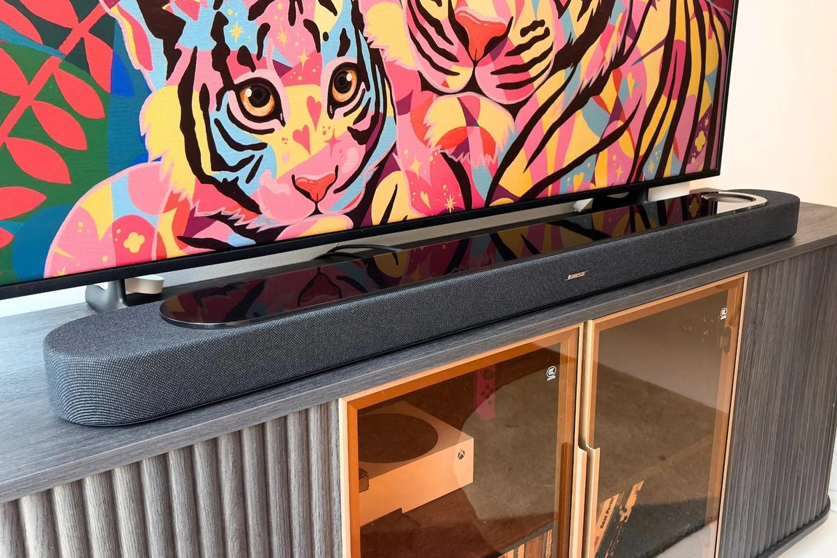 大きくクリアな音が魅力。1台でお家サウンドを底上げするならBose Lifestyle Ultra Soundbar
