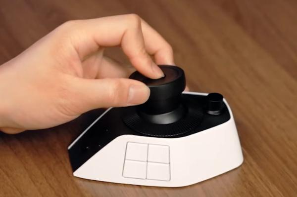 親指シフター感動！ 薄くて軽いUSB接続親指シフトキーボード「Thumb