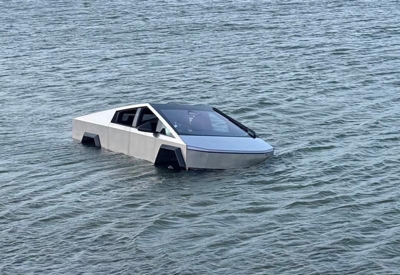 Cybertruck in Grapevine Lake