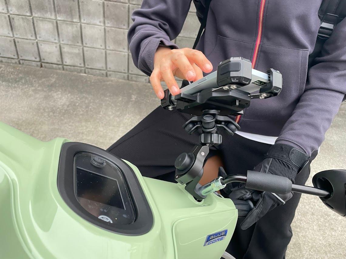 DJI Mavic 2 Pro/Zoom」に外付けできるドローン用アナモルフィック