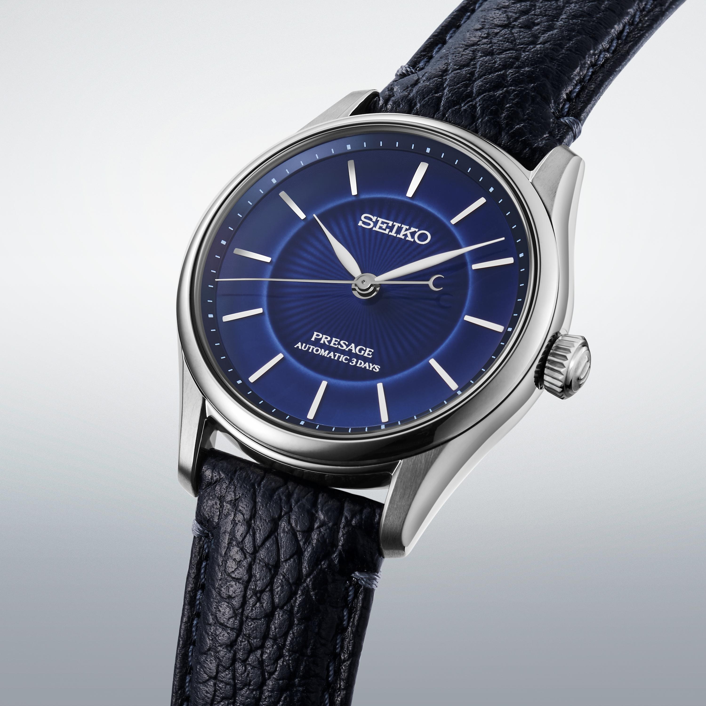 瑠璃色が美しい。文字盤が有田焼。SEIKOの新作 | ギズモード・ジャパン