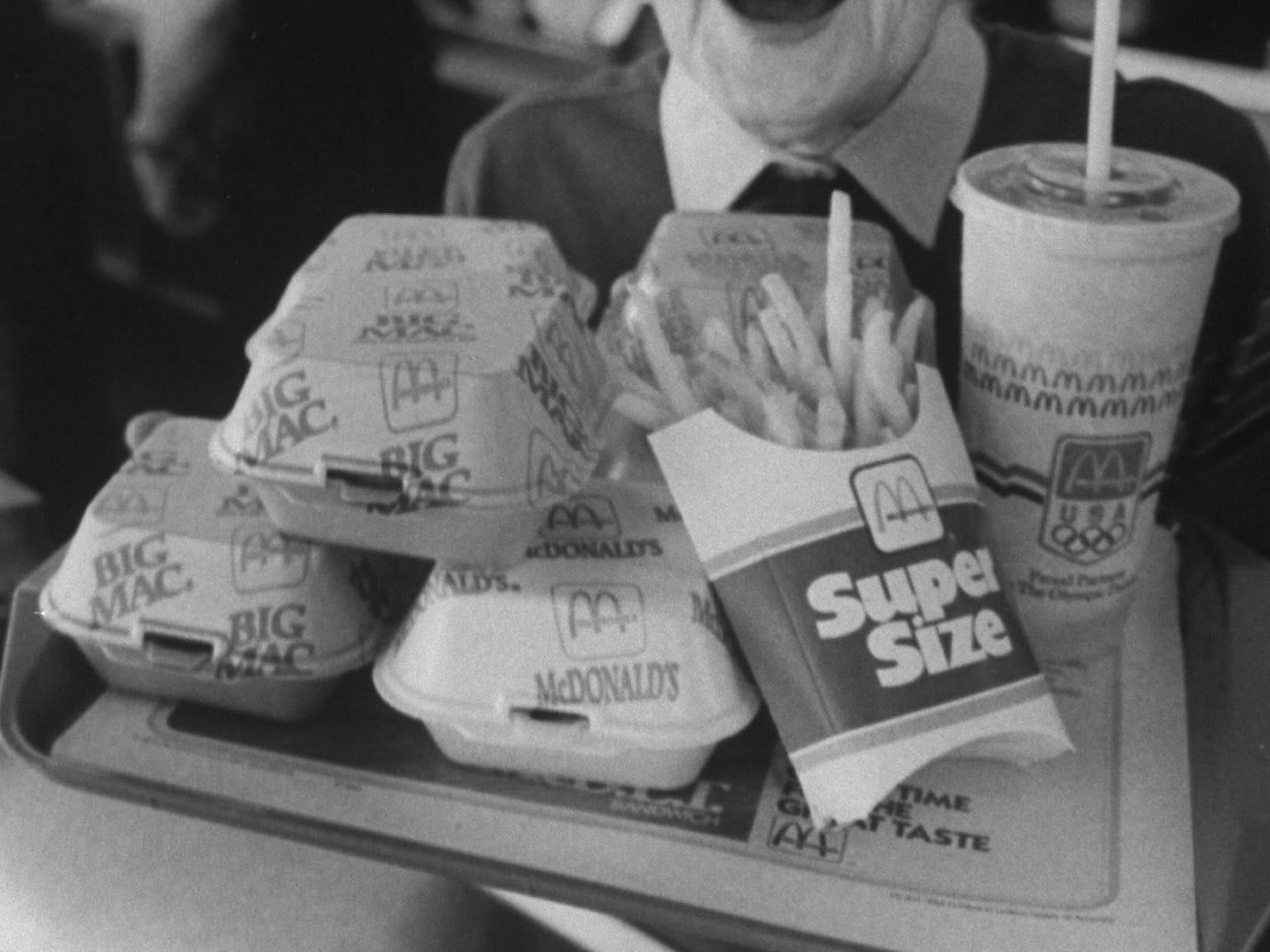 ヴィンテージ写真が映し出す1980年代のマクドナルド。今はなき個性的な