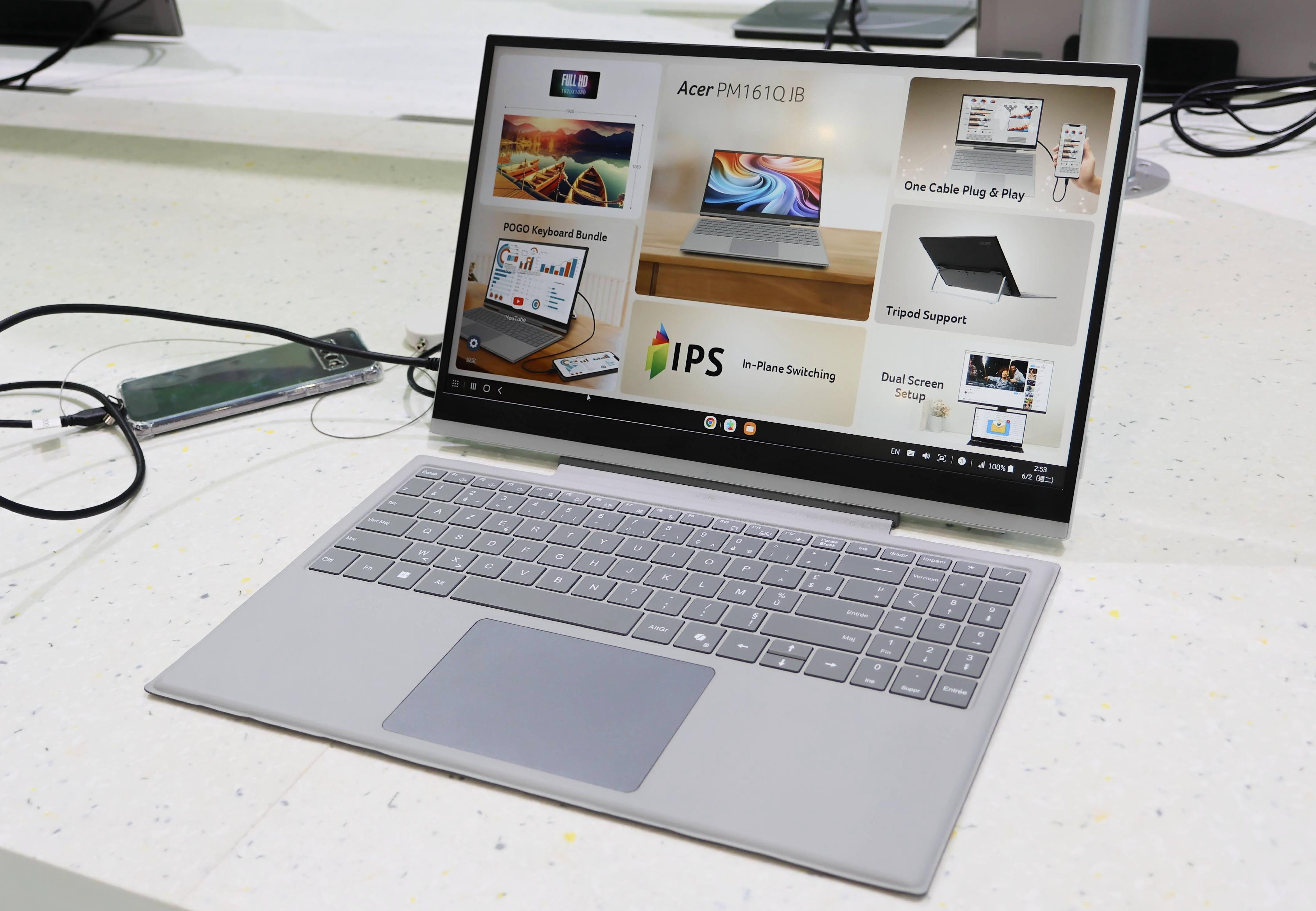 ケーブル1本でスマホが「Surface風」に。画面＋キーボードのハッピー