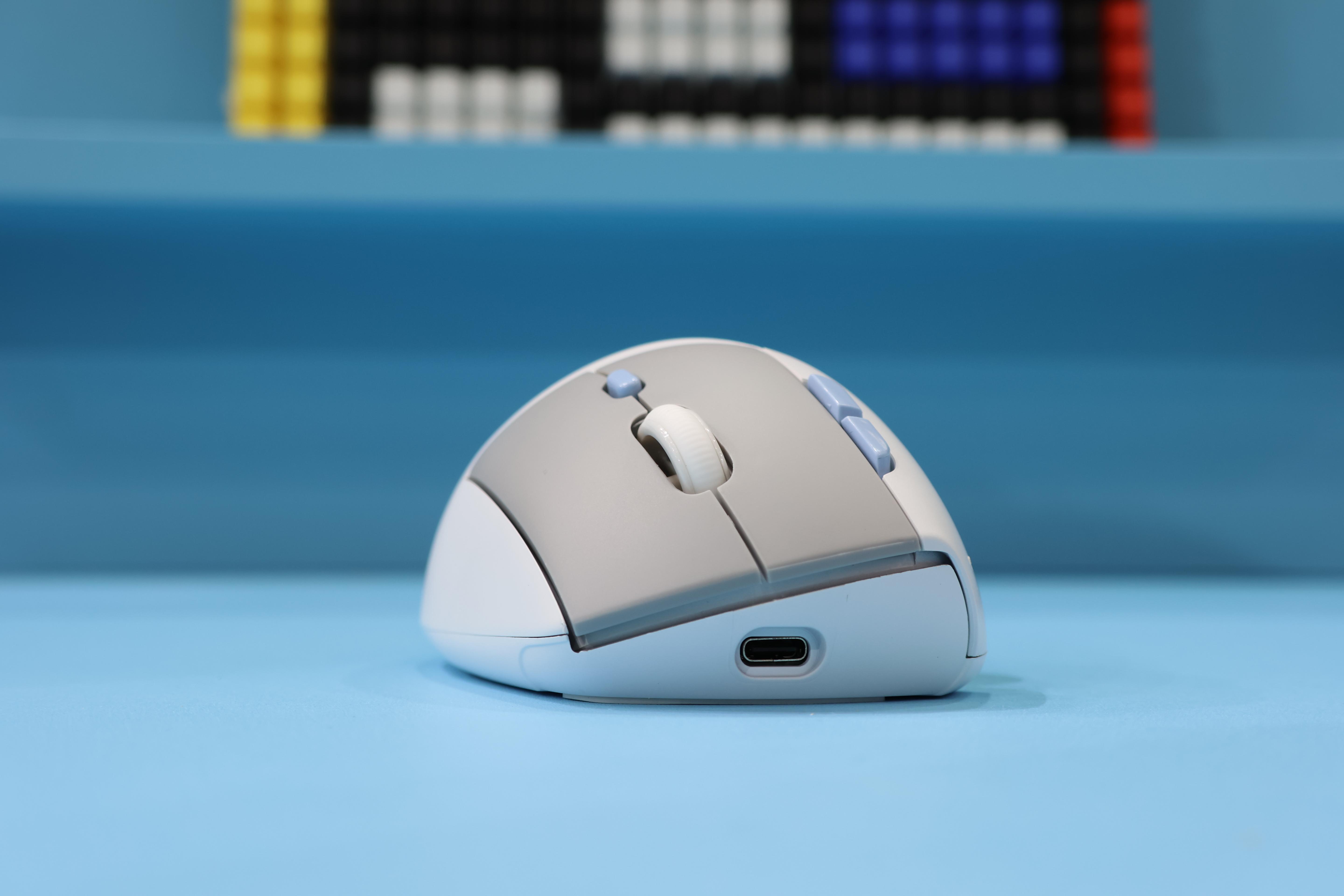 絶賛クラファン中のKeychron製トラックボール「Keychron T1 HE」を一足