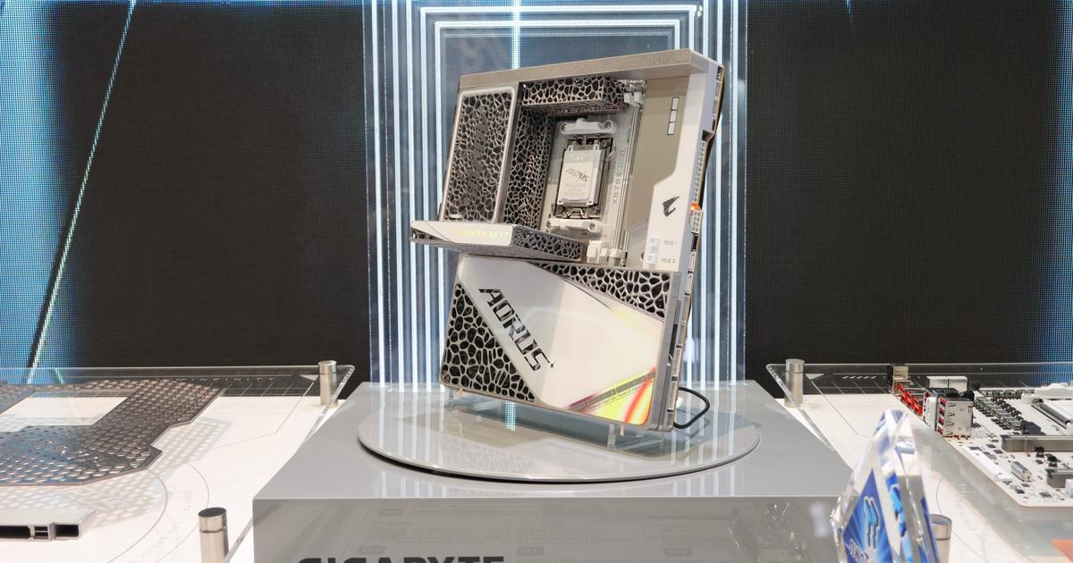 これからは「魅せる」マザーボードの時代。3Dプリントで冷却能力＆デザイン性をアップ