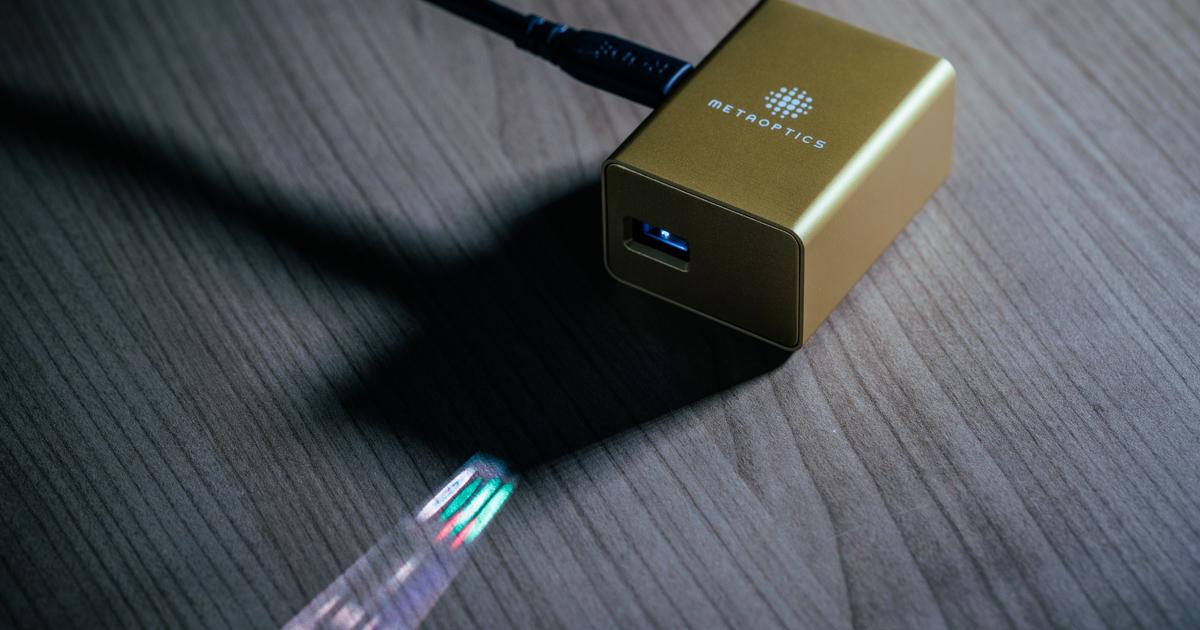 【残り11日】手のひらサイズのプロジェクター「Pico Projector」って、一体ナニモノ!?