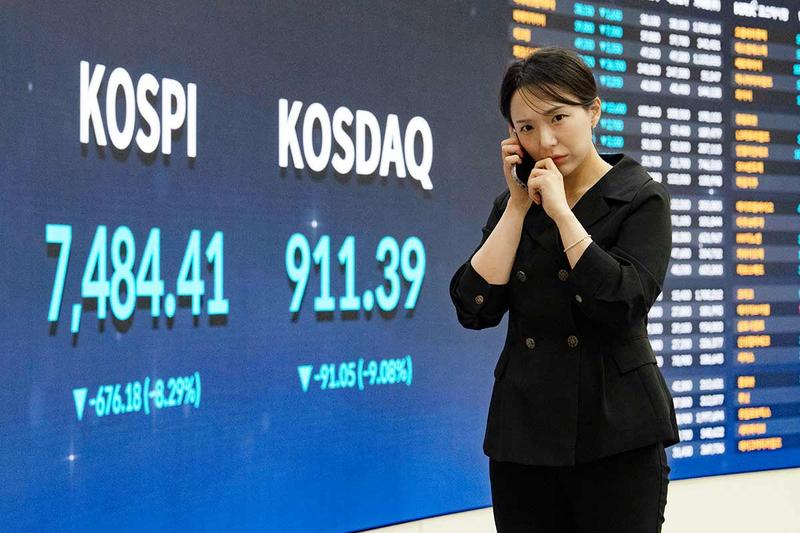 半導体関連株の比率が高い韓国総合株価指数（KOSPI）やコスダック（KOSDAQ）指数も6月8日に大幅下落した。