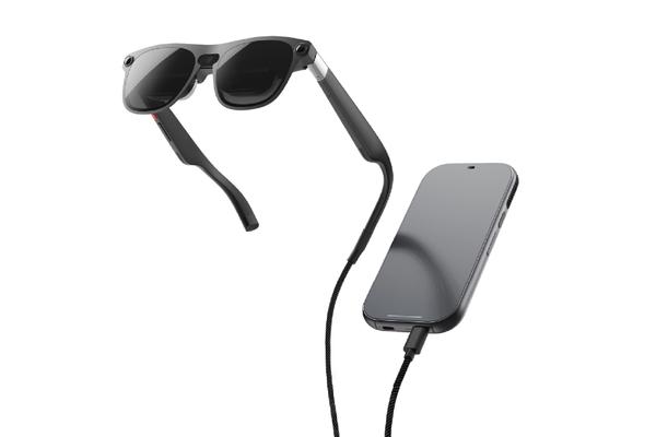 Android XRメガネ「XREAL AURA」はグラスディスプレイの本命か