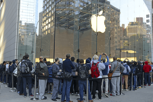 ティム・クック「値上げ不可避っぽい」。急いで買おう、Apple製品