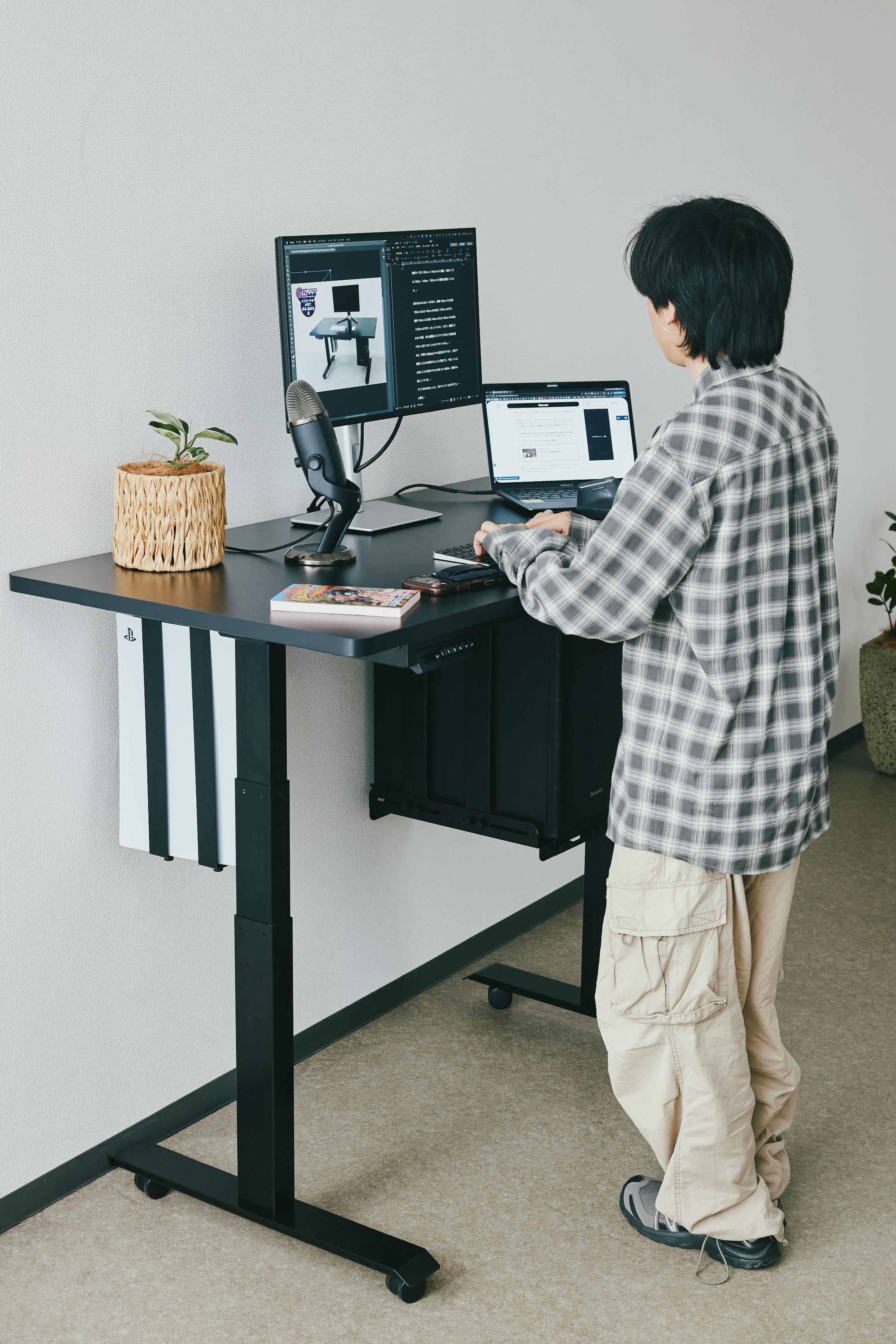 デスク デスクトップ 値下げ 販売は7月31日まで】昇降デスクデビューにピッタリ。「AIMdesk Pro」は